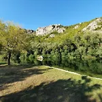 Oasis Villa *