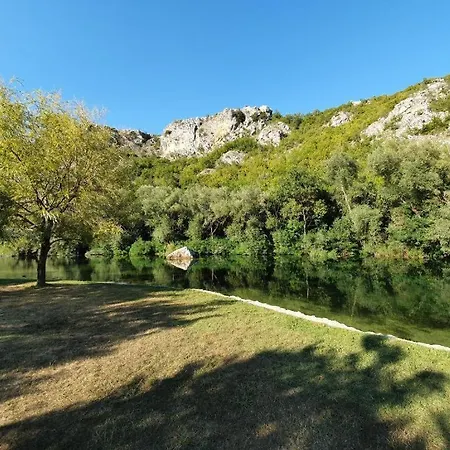 Oasis Vila *